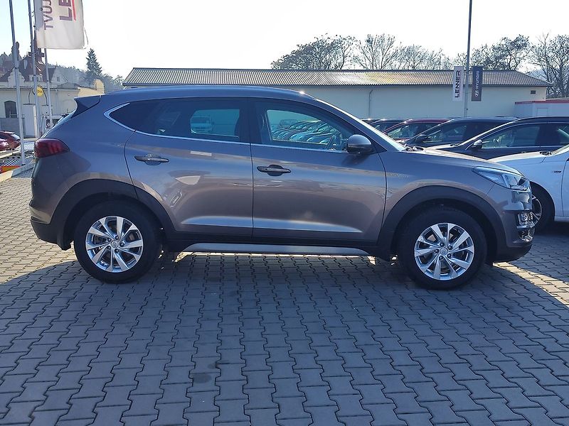 Hyundai Tucson 1.6 CRDi/100kW Adventure DCT - fotka 4 z 33