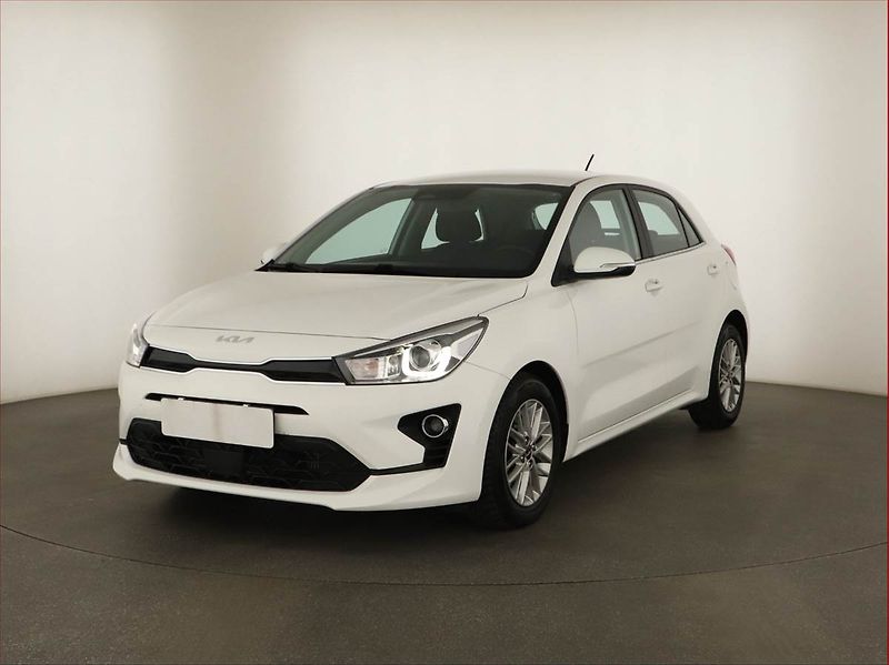 Kia Rio (2022) 1.0 T-GDI, ČR,1.maj - fotka 2 z 16