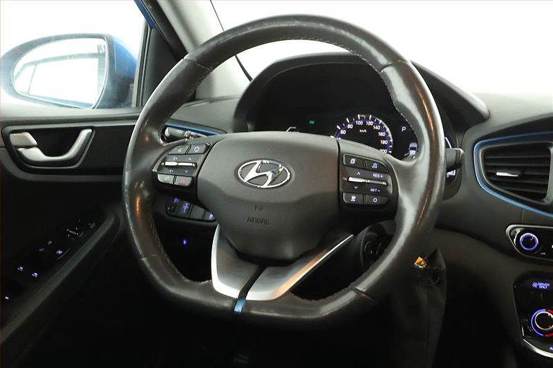 Hyundai Ioniq (2017) Hybrid, Automat, Serv.kniha - fotka 8 z 16