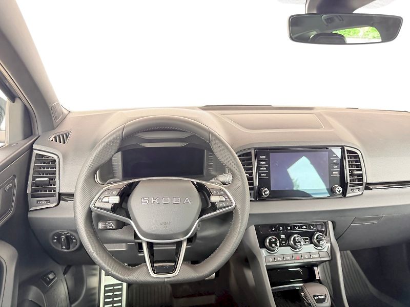 Škoda Karoq (2025) Sportline 1.5 TSI / 110 kW DSG - fotka 9 z 31