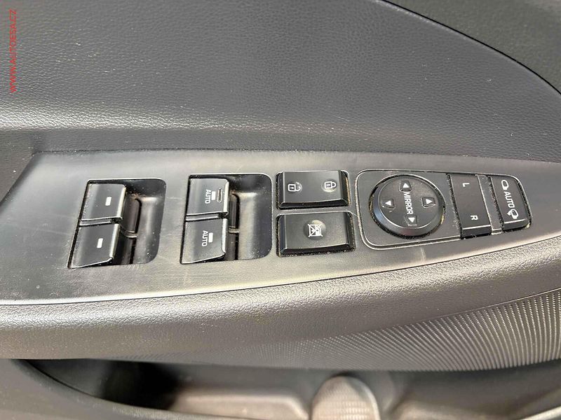 Hyundai Tucson (2019) 2.0CRDi 4x4, 2.maj,ČR, LED - fotka 12 z 17