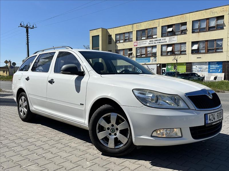 Škoda Octavia 1,2 TSI  Active - fotka 3 z 16