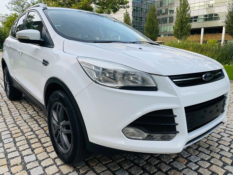 Ford Kuga 2.0TDCi 4x4 MAN SERVISKA TAŽNÉ - fotka 7 z 42