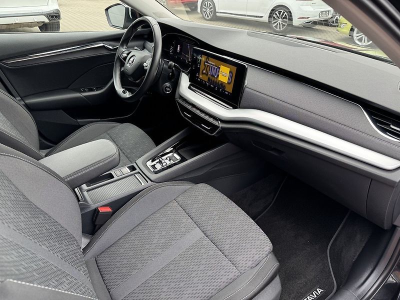 Škoda Octavia (2022) 2.0TDi DSG LED Navi Kamera - fotka 16 z 50