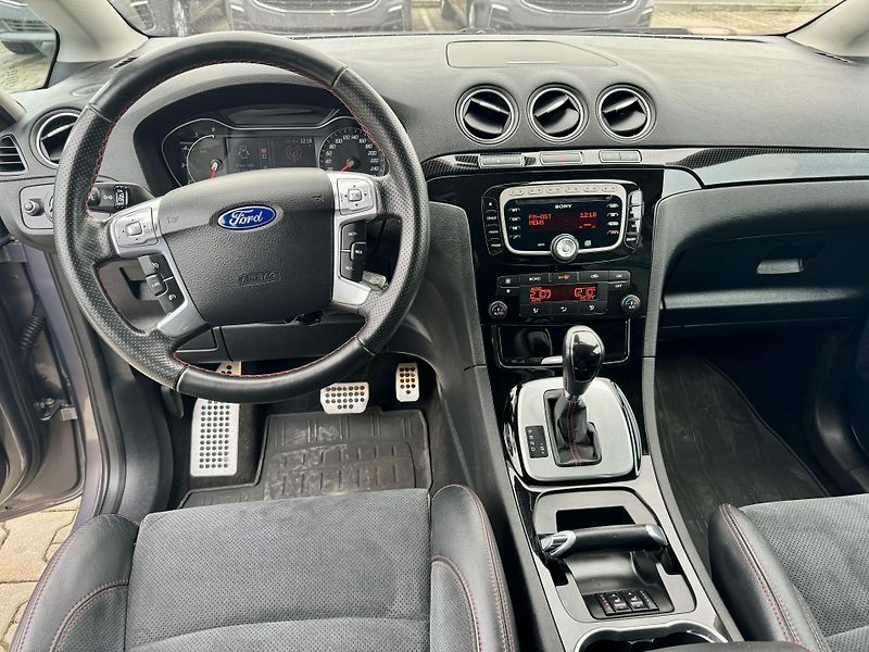 Ford S-MAX (2012) 2.2 TDCi TITANIUM S 7 MÍST - fotka 9 z 15