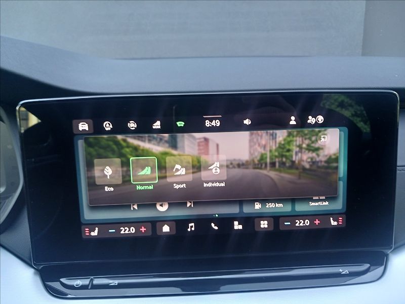 Škoda Octavia 1,5 TSI Vyhřívané př. okno Taž - fotka 17 z 27
