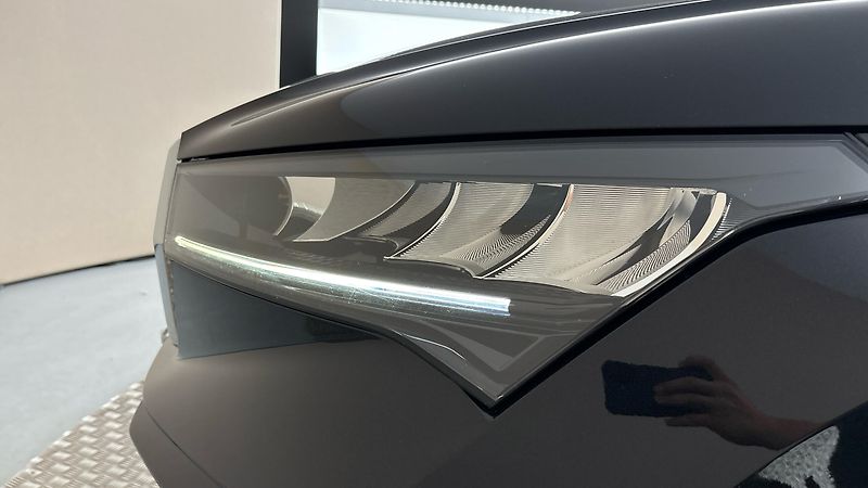 Škoda Enyaq 82 Kwh AUT 80 Loft - fotka 18 z 28