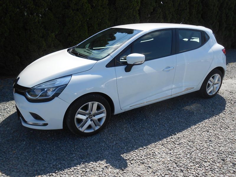Renault Clio 1.5DCi,80TKm, NAVI,CHROM - fotka 3 z 42