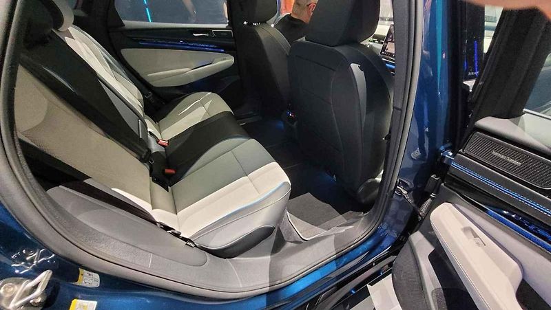 Automobilka Volkswagen odhalila na slavnostní premiéře v Berlíně nový model ID.7.