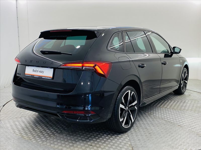 Škoda Scala 1,0 TSI 85kW Monte Carlo - fotka 2 z 28
