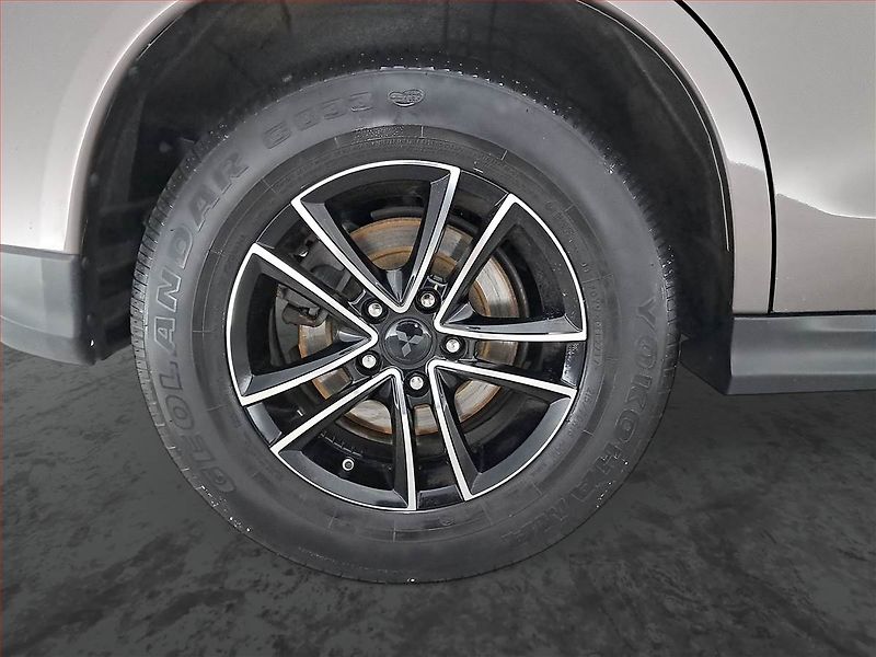 Mitsubishi ASX (2017) Instyle 1.6 MIVEC, Serv.kniha - fotka 15 z 19