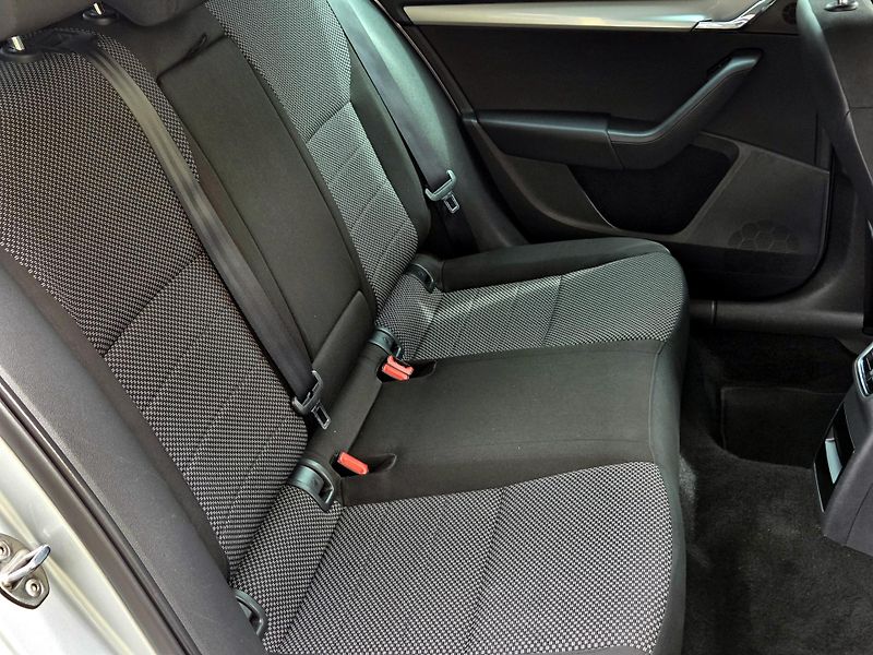 Škoda Octavia 1,2TSi DSG SERV.ŠKODA - fotka 23 z 47