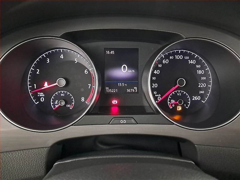 Volkswagen Golf Sportsvan (2016) 1.2 TSI, Tempomat - fotka 11 z 19