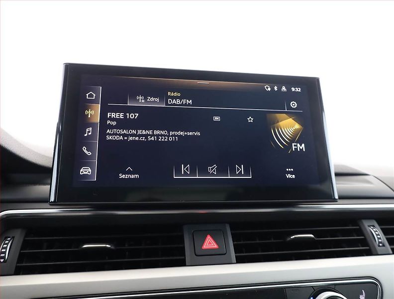 Audi A5 (2022) S-Line 40 TDI - fotka 12 z 19