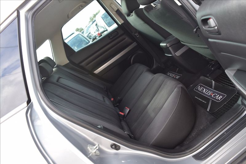 Mazda CX-7 2,2 CD 127KW VÝHŘEV KLIMA ALU - fotka 24 z 45