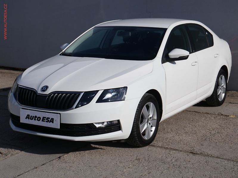 Škoda Octavia (2018) 1.5 TSI, ČR, Tour - fotka 3 z 16