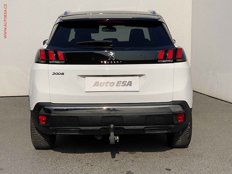 Peugeot 3008 (2020) 1.2 PT, Allure, AT, LED, TZ - fotka 5 z 19