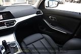 BMW Řada 3 320D xDrive 2xALU 1M ČR - náhled 27