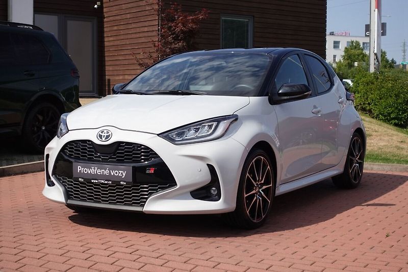 Toyota Yaris 1,5VVTi 92kW GR-Sport - fotografie inzerátu