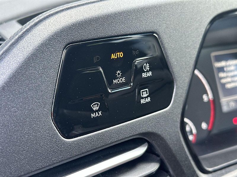 Volkswagen Caddy (2022) 2.0 TDI Life - fotka 17 z 31