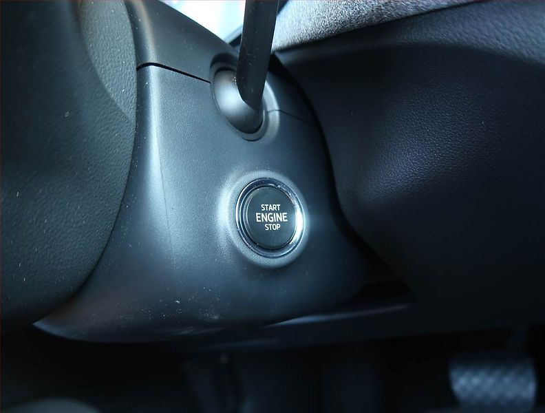 Škoda Kamiq (2024) Selection 1.0 TSI - fotka 19 z 20