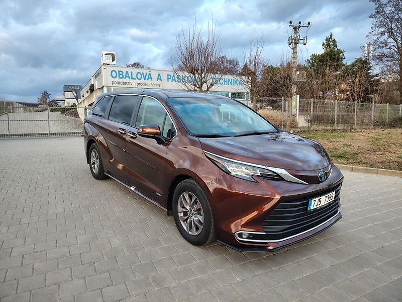 Toyota Sienna (2021) XLE 2.5 HYBRID AWD, 7 MÍST - fotka 3 z 14