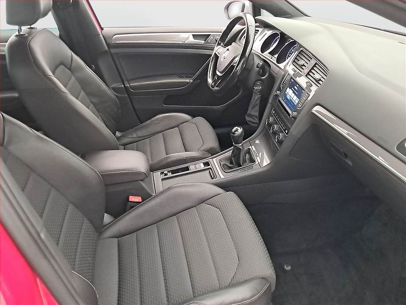 Volkswagen Golf (2016) Alltrack 1.6 TDI, 4X4 - fotka 9 z 17
