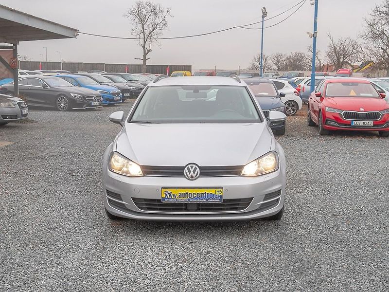 Volkswagen Golf (2014) 12/14 1.6TDI 77KW – NAVIGACE - fotka 2 z 61