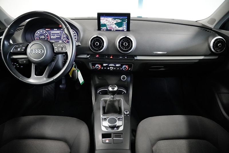 Audi A3 - fotka 5 z 27