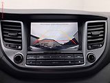 Hyundai Tucson (2015) 2.0 CRDi 4x4, 1.maj, AT - náhled 19