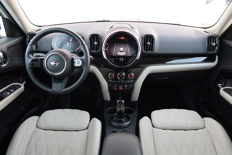 Mini Countryman Cooper - fotka 4 z 10