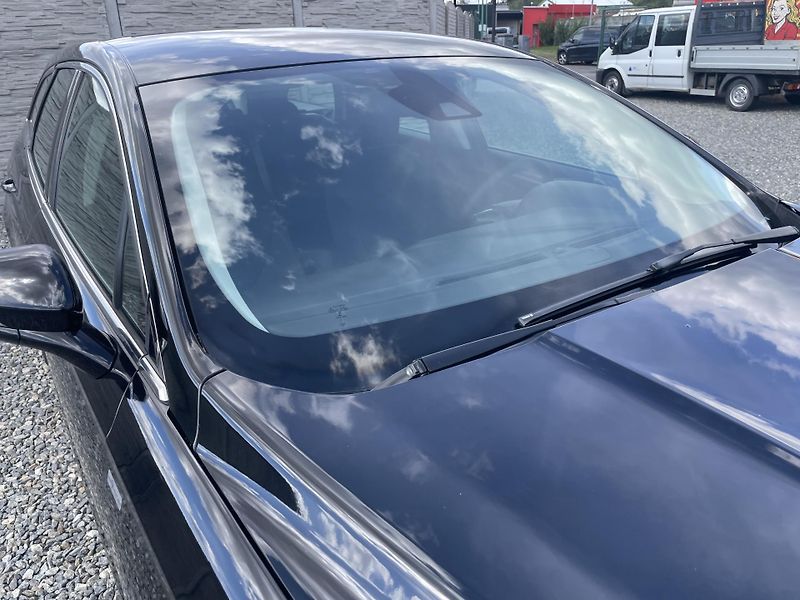 Ford Mondeo 2.0TDCi 150PS MANUAL COMBI STK - fotka 69 z 154