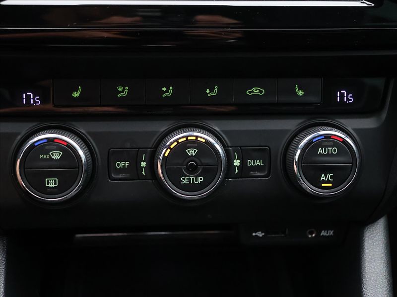 Škoda Octavia RS 2.0 TDI 135kW DSG - fotka 26 z 35