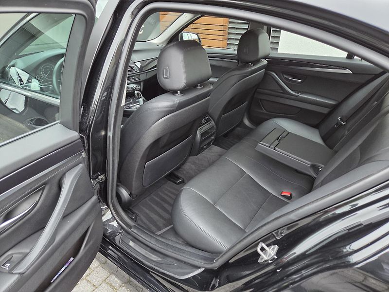 BMW Řada 5 525d xDrive ČR DPH  - fotka 13 z 44