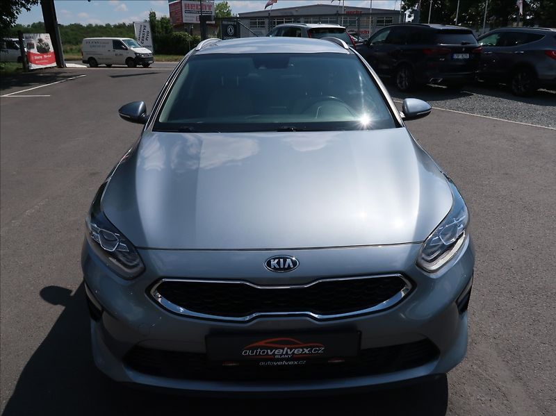 Kia Ceed 1,6 CRDi,100kW,Exclusive,ČR - fotka 7 z 31