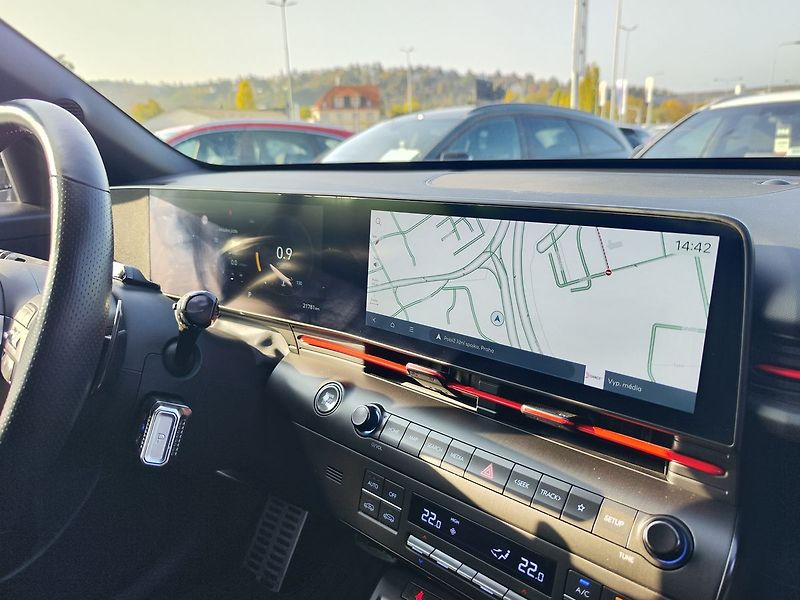 Hyundai Kona 1.6 T-GDI/145kW N-Line DCT - fotka 16 z 31