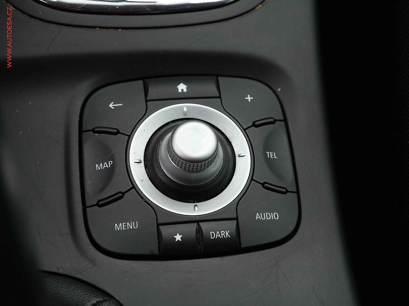 Renault Mégane (2016) 1.5 dCi, Limited, navi - fotka 14 z 21