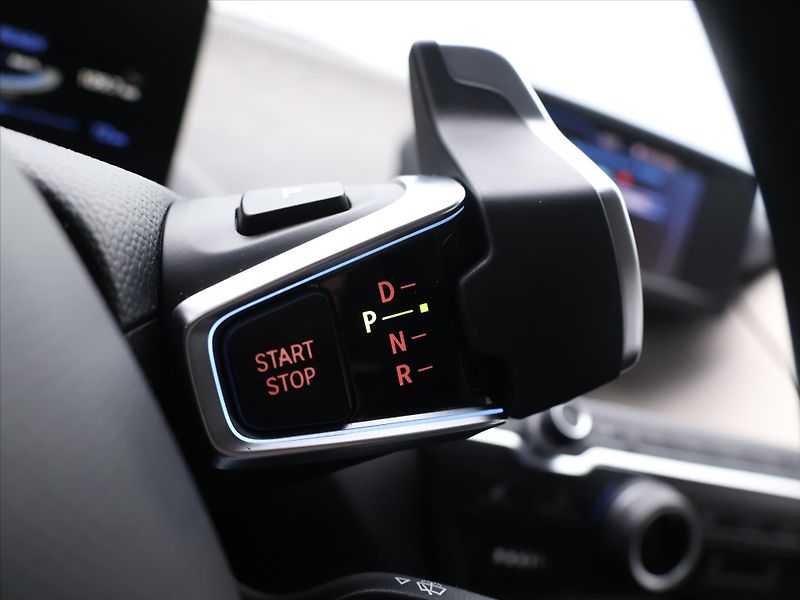 BMW i3 94Ah 75kW Kamera - fotka 19 z 32