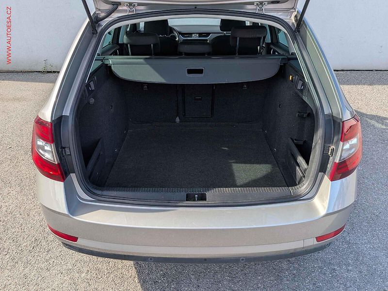 Škoda Octavia (2018) 2.0 TDi 4x4, 2.maj,ČR, Style - fotka 7 z 16