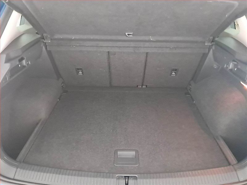 Volkswagen Tiguan (2018) 1.4 TSI, Navi, Tempomat - fotka 14 z 18