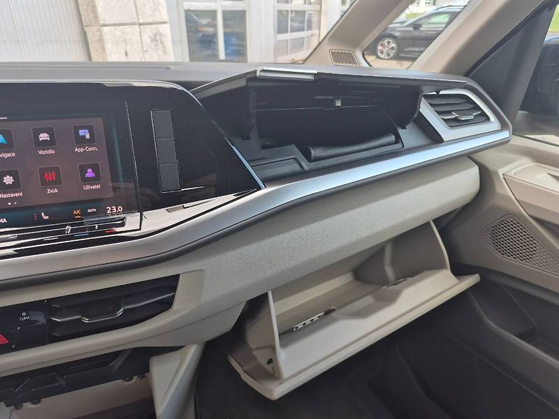 Volkswagen Multivan (2025) 2,0 TDI 110 kW Life Long DSG - fotka 18 z 25