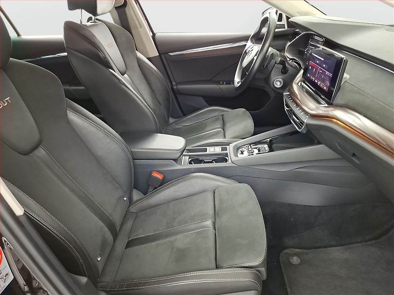 Škoda Octavia (2021) Scout 2.0 TDI - fotka 9 z 19