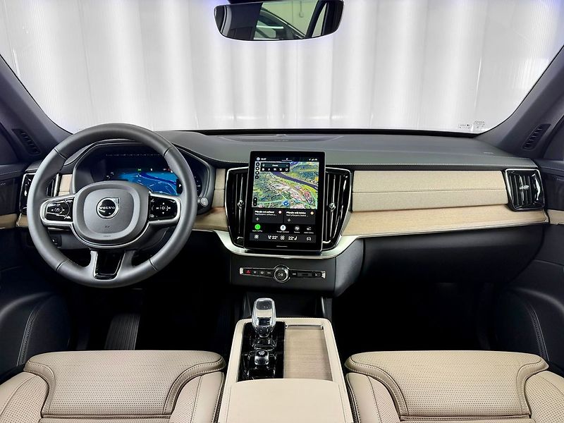 Volvo XC90 T8 AWD DARK PLUS, CHARCOAL, VZ - fotka 9 z 33