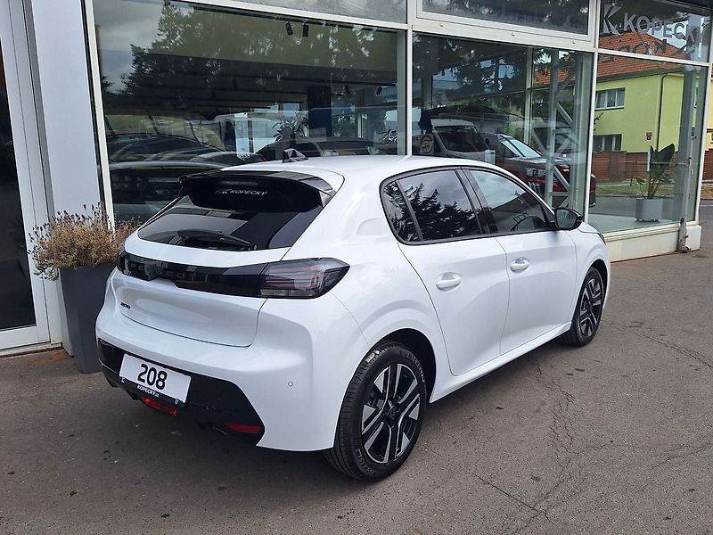 Peugeot 208 (2026) ALLURE 1.2 TURBO 100k MAN6 - fotka 7 z 18