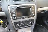 Škoda Octavia 1.6 TDi ELEGANCE AUT. KLIMA - náhled 14