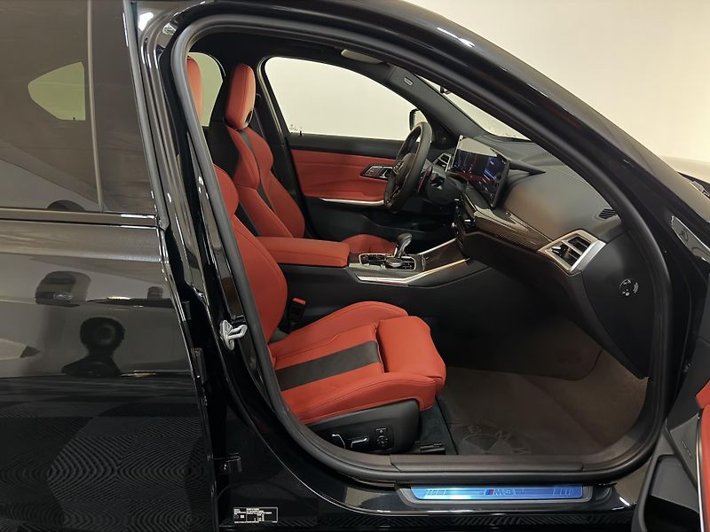 BMW M3 Competition xDrive NEW Indiv. - fotka 46 z 49