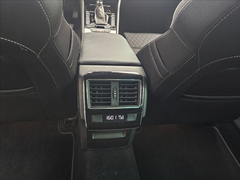Škoda Superb III 2,0TDi 1KW DSG STYLE - fotka 30 z 51