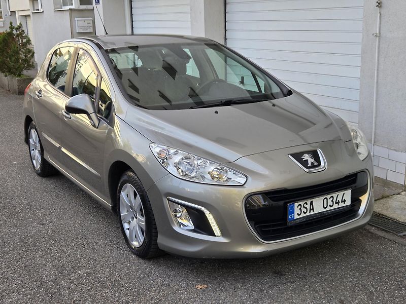 Peugeot 308 (2001) 1.6i 88Kw LPG Tažné  - fotka 11 z 27