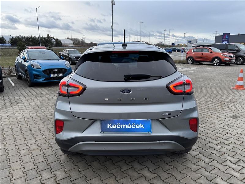 Ford Puma 1,0 EcoBoost Mhev Titanium - fotka 4 z 35