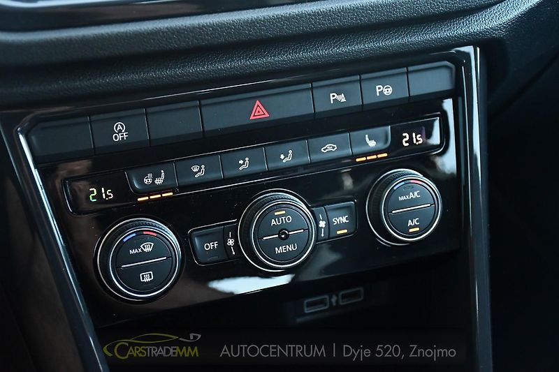 Volkswagen T-Roc 2.0TDi DSG 4M ACC LED - fotka 29 z 43